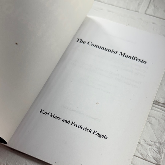 The Communist Manifesto Book by Karl Marx and Frederick Engles - Picture 3 of 7